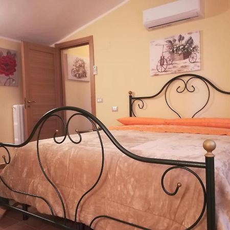 La Corta Di Spello Camere المظهر الخارجي الصورة
